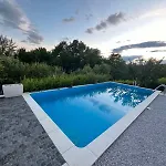 Woodrock Villa